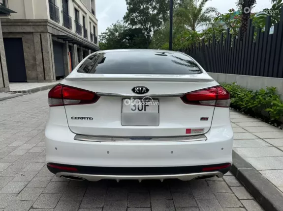 Kia Cerato 2.0 AT Premium 2018 - 1 chủ từ đầu chạy chuẩn 7,5 vạn km full ls hãng