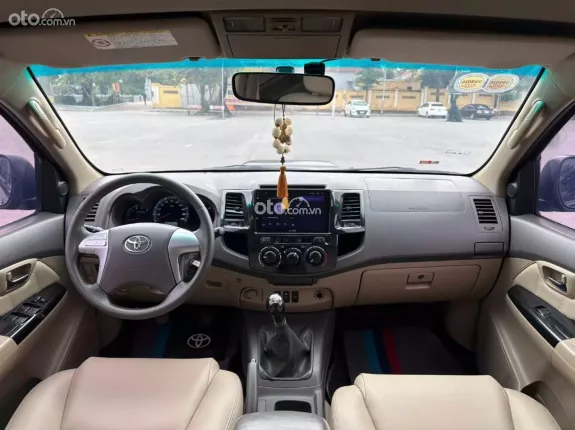Toyota Fortuner 2.5G 4x2 MT 2013 - Ko qua kinh doanh dịch vụ rất đẹp