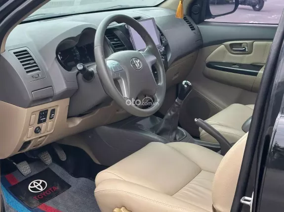 Toyota Fortuner 2.5G 4x2 MT 2013 - Ko qua kinh doanh dịch vụ rất đẹp