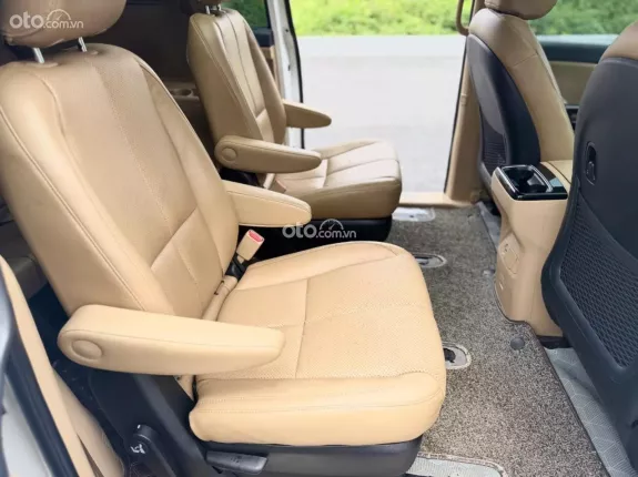 Kia Sedona 2.2 DAT 2020 - Full Dầu