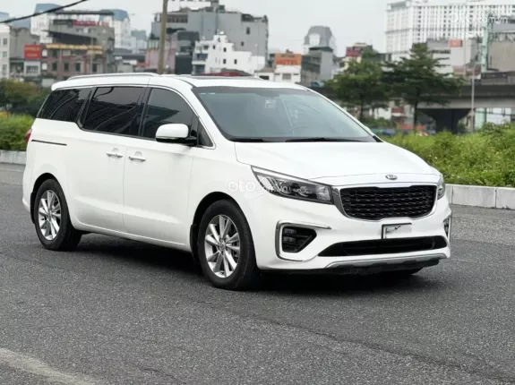 Kia Sedona 2.2 DAT 2020 - Full Dầu