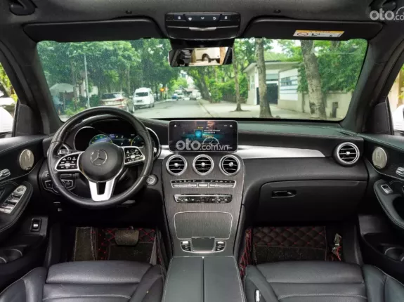 Mercedes-Benz GLC 300 4Matic 2021 - Xe cực đẹp, hỗ trợ bank cao