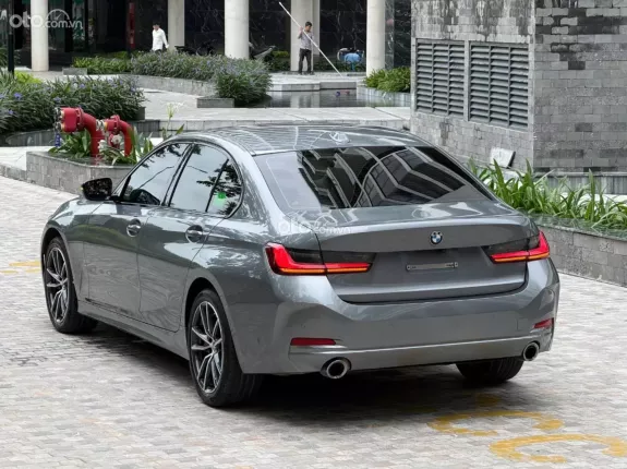 BMW 320i Sport Line 2023 - BMW 320i Sport Line 2024