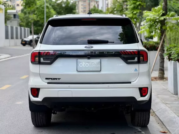 Ford Everest Sport 2.0 AT 4x2 2025 - Xe như mới, hỗ trợ bank