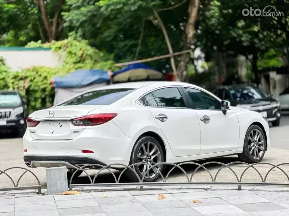 Mazda 6 2.0 Premium 2021 - Xe đẹpx hỗ trợ bank cao