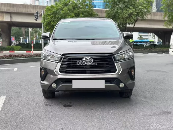 Toyota Innova 2.0E 2022 - BH chính hãng Toyota Sure