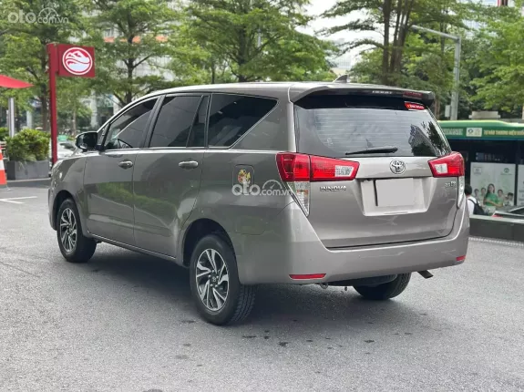 Toyota Innova 2.0E 2022 - BH chính hãng Toyota Sure