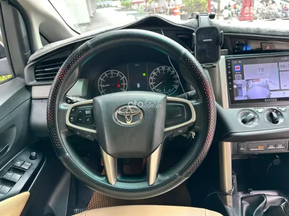 Toyota Innova 2.0E 2022 - BH chính hãng Toyota Sure
