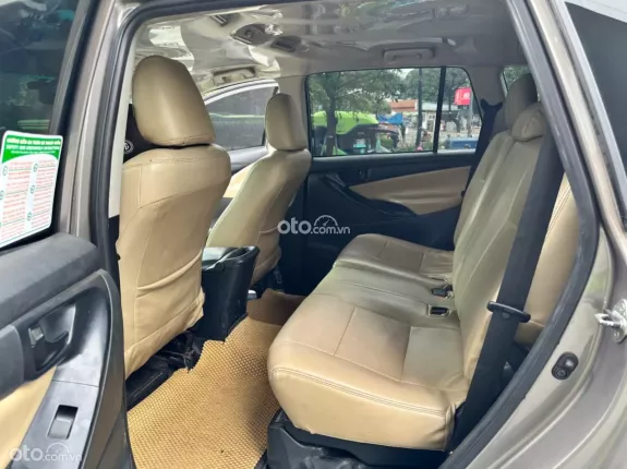 Toyota Innova 2.0E 2022 - BH chính hãng Toyota Sure
