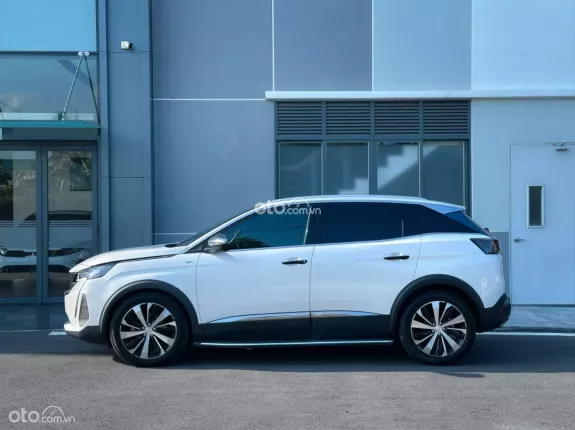 Peugeot 3008 GT 2022 - SUV Châu Âu sang trọng, đầy đủ tiện nghi