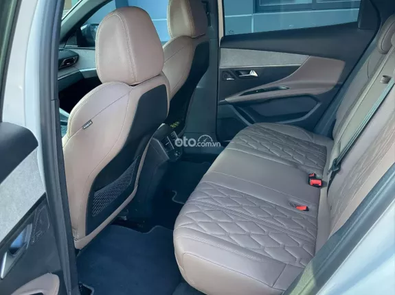Peugeot 3008 GT 2022 - SUV Châu Âu sang trọng, đầy đủ tiện nghi