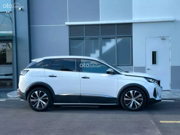 Peugeot 3008 GT 2022 - SUV Châu Âu sang trọng, đầy đủ tiện nghi