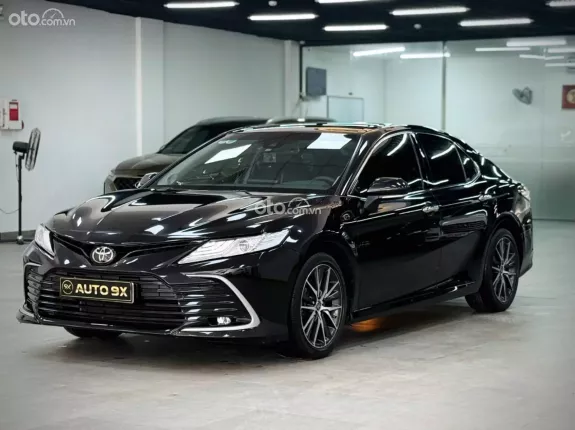 Toyota Camry 2.0Q 2021 - Nhập khẩu nguyên chiếc Thái Lan
