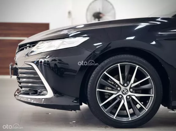 Toyota Camry 2.0Q 2021 - Nhập khẩu nguyên chiếc Thái Lan