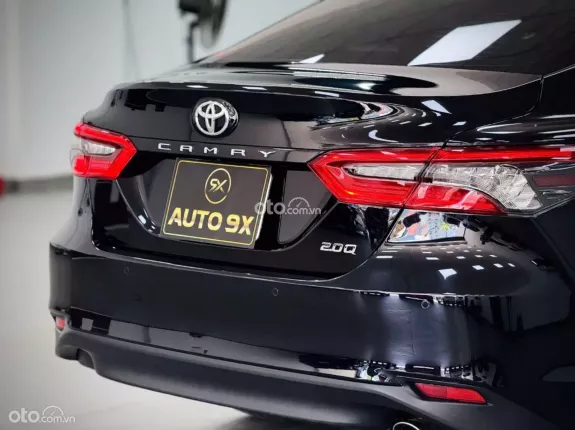Toyota Camry 2.0Q 2021 - Nhập khẩu nguyên chiếc Thái Lan