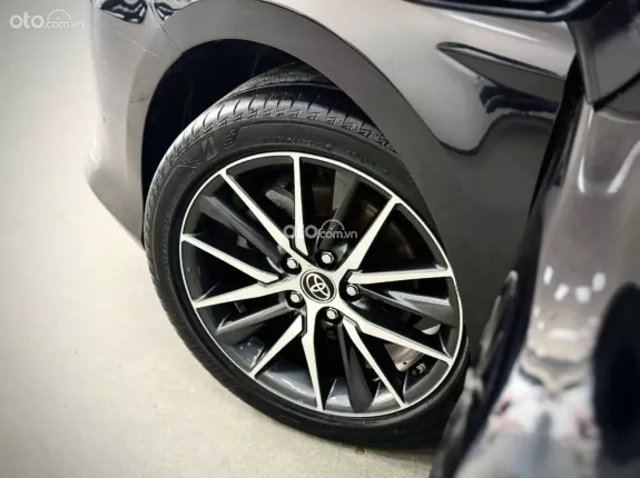 Toyota Camry 2.0Q 2021 - Nhập khẩu nguyên chiếc Thái Lan