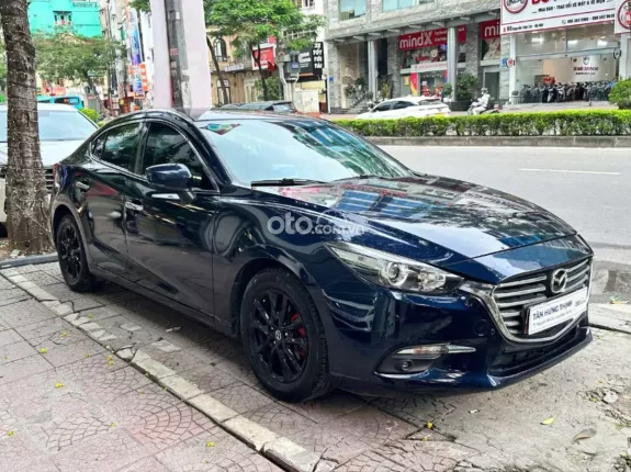 Mazda 3 1.5L Sedan 2018 - Xe đẹp đã lên nhiểu đồ