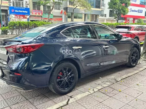 Mazda 3 1.5L Sedan 2018 - Xe đẹp đã lên nhiểu đồ