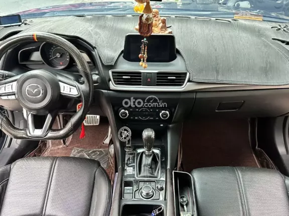 Mazda 3 1.5L Sedan 2018 - Xe đẹp đã lên nhiểu đồ