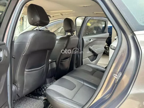Ford Focus S 2.0AT 2013 - Đủ hồ sơ sang tên ngay
