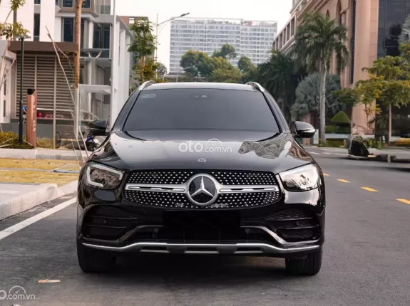 Mercedes-Benz GLC 300 4Matic V1 2022 - Cửa sổ trời toàn cảnh, camera 360