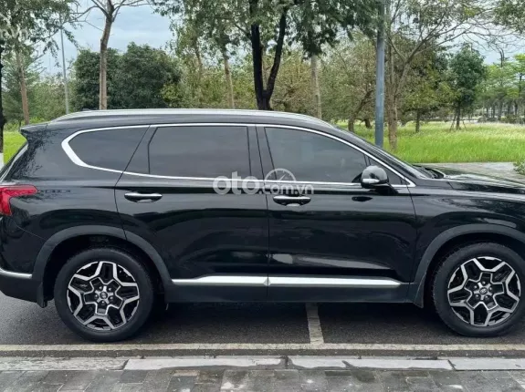 Hyundai Santa Fe 2.2 Dầu Cao cấp 2021 - Full kịch option, biển Hà Nội