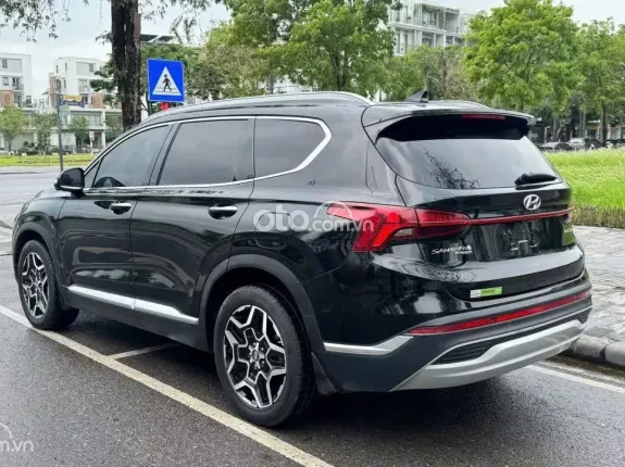 Hyundai Santa Fe 2.2 Dầu Cao cấp 2021 - Full kịch option, biển Hà Nội
