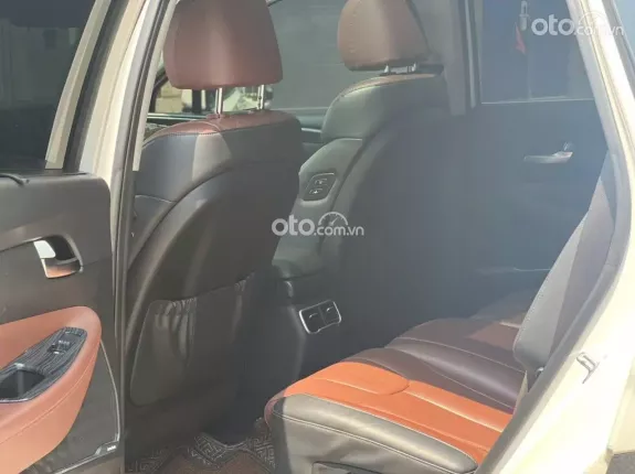 Hyundai Santa Fe 2.2 Dầu Cao cấp 2021 - Full option, biển Hà Nội, giá có thương lượng