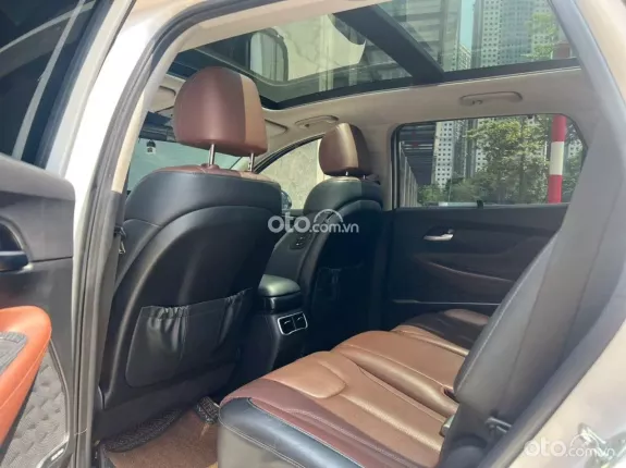 Hyundai Santa Fe 2.2 Dầu Cao cấp 2021 - Full option, biển Hà Nội, giá có thương lượng