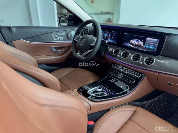 Mercedes-Benz E300 AMG 2018 - Mercedes E300 AMG 2018 siêu lướt 36.000km cực đẹp
