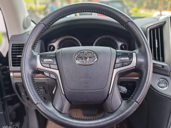 Toyota Land Cruiser VX 4.6 V8 2020 - Odo 5v cực chất