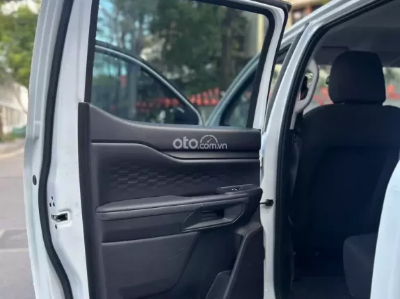 Ford Ranger XLS 2.0L 4x2 AT 2025 - Bán xe xls 2025