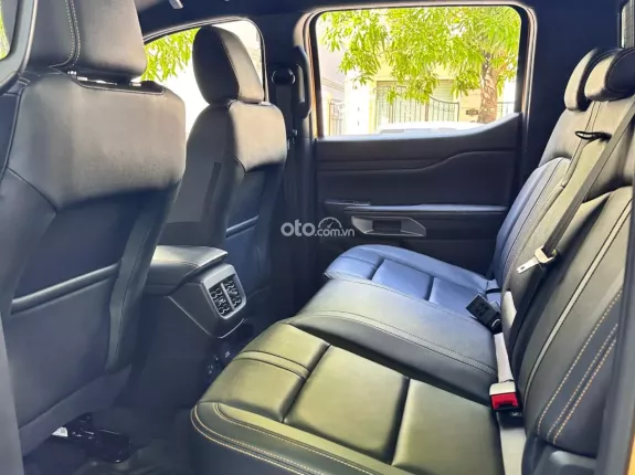 Ford Ranger Wildtrak 2.0l bi-turbo 4x4 10 AT 2025 - Như xe mới luôn anh chị