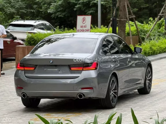 BMW 320i Sport Line 2023 - BAO ĐẬU BANK 70-90% (Ib Zalo tư vấn trực tiếp 24/7)