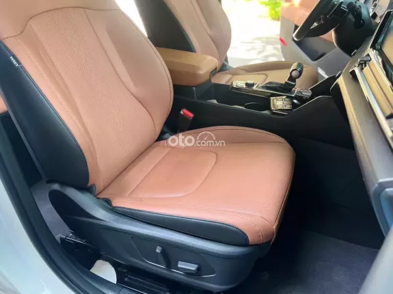 Kia Sportage 2.0G Signature X-Line  2023 - Options hiện đại, miên man