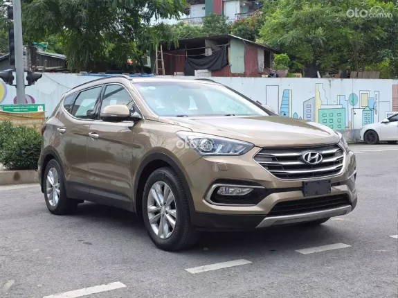 Hyundai Santa Fe 2.2L Dầu Tiêu chuẩn 2017 - Xe chạy zin 11 vạn full ls hãng