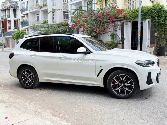 BMW X3 xDrive30i 2024 - Odo: 15000