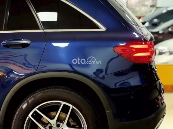Mercedes-Benz GLC 300 4Matic 2018 - Xanh
