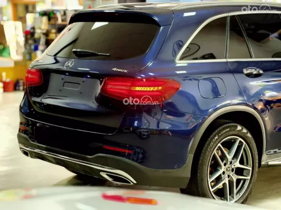Mercedes-Benz GLC 300 4Matic 2018 - Xanh