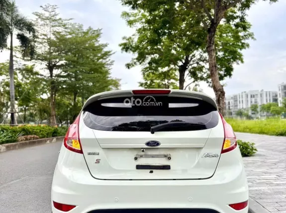 Ford Fiesta Titanium 1.0 AT EcoBoost 2018 - Xe cực hiếm, màu trắng nội thất đen