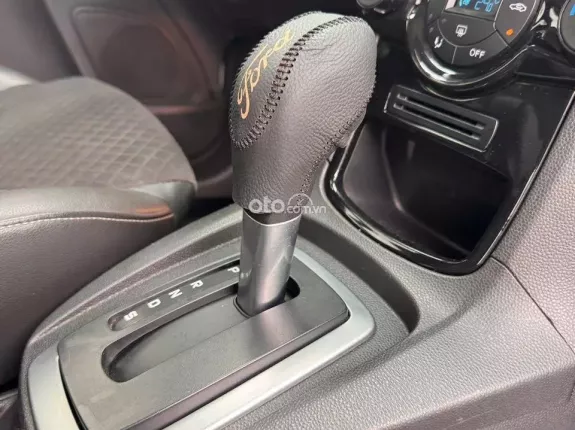 Ford Fiesta Titanium 1.0 AT EcoBoost 2018 - Xe cực hiếm, màu trắng nội thất đen