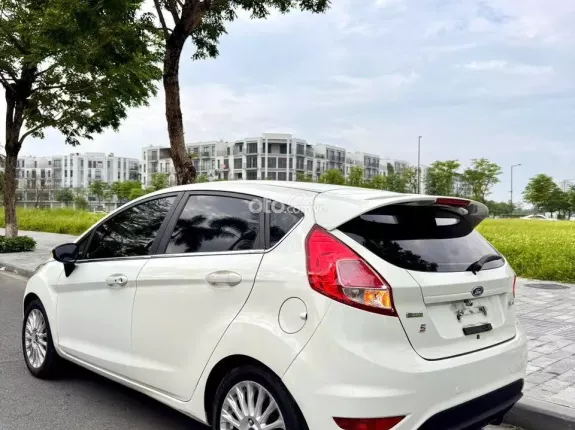 Ford Fiesta Titanium 1.0 AT EcoBoost 2018 - Xe cực hiếm, màu trắng nội thất đen