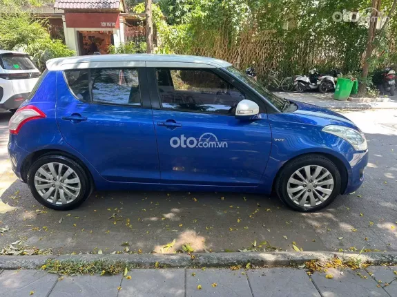 Suzuki Swift 1.4 AT 2017 - Xe đẹp biển Hà Nội, đủ hồ sơ sang tên