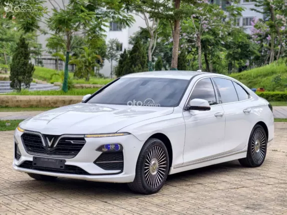 VinFast LUX A2.0 Cao cấp 2021 - Xe đẹp như mới