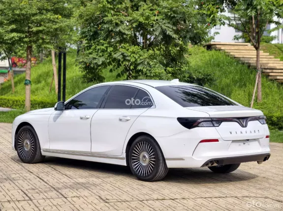 VinFast LUX A2.0 Cao cấp 2021 - Xe đẹp như mới