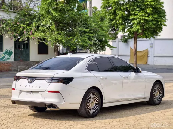 VinFast LUX A2.0 Cao cấp 2021 - Xe đẹp như mới