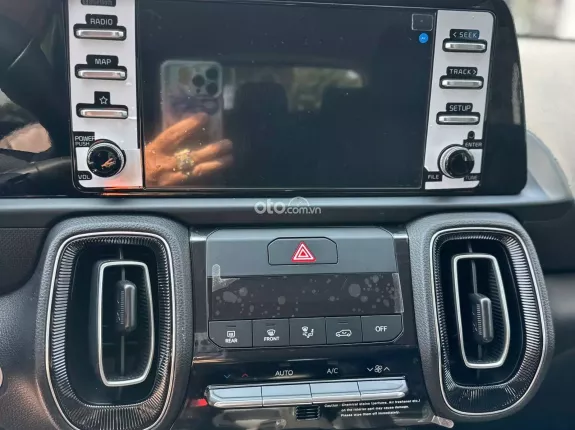 Kia Sonet 1.5 Luxury 2024 - Nội ngoại thất sang trọng