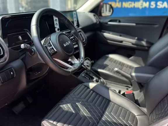 Kia Sonet 1.5 Luxury 2024 - Nội ngoại thất sang trọng