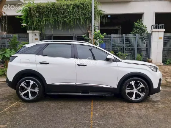 Peugeot 3008 Allure 2018 - Giá chỉ 475tr có thương lượng