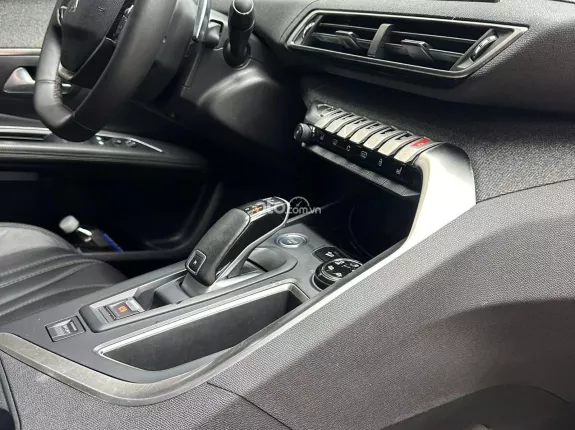 Peugeot 3008 Allure 2018 - Giá chỉ 475tr có thương lượng